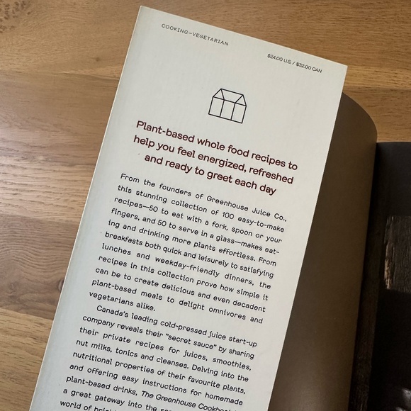 The Greenhouse Cookbook: Plant-Based Eating and DIY Juicing by Emma Knight - Picture 5 of 8